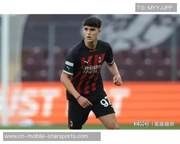 热刺宣布17岁中场巴内特正式签署首份职业合同开启职业生涯新篇章