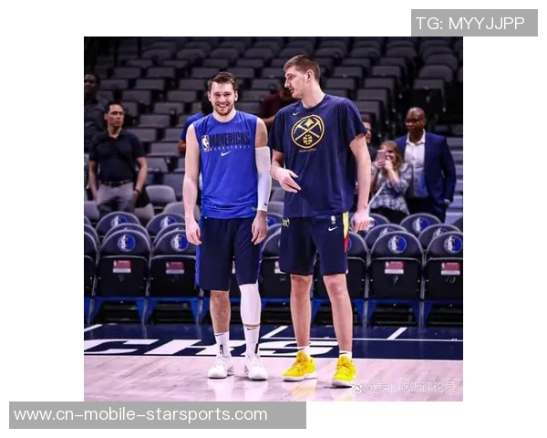 约基奇谈与东契奇的深厚情谊称我们如同兄弟储物柜总是紧挨在一起 约基奇谈与东契奇的深厚情谊称我们如同兄弟储物柜总是紧挨在一起